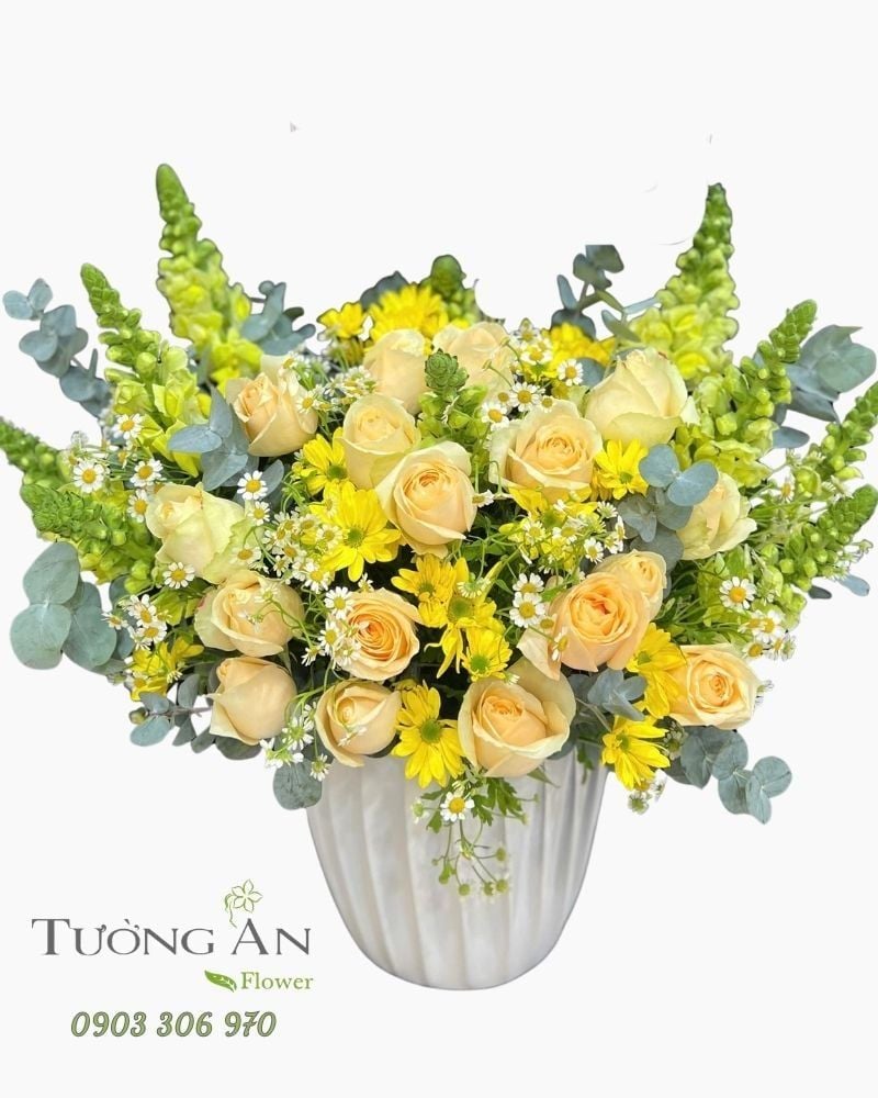  Hoa Cắm Hộp Vườn Xuân Nhẹ Bước - HCH80 