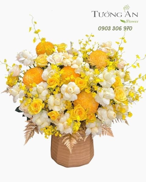 Hoa Cắm Hộp Ánh Vàng Tinh Khôi - HCH125