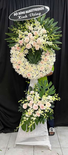 Vòng Hoa Chia Buồn Tưởng Nhớ Muôn Đời - HTL40