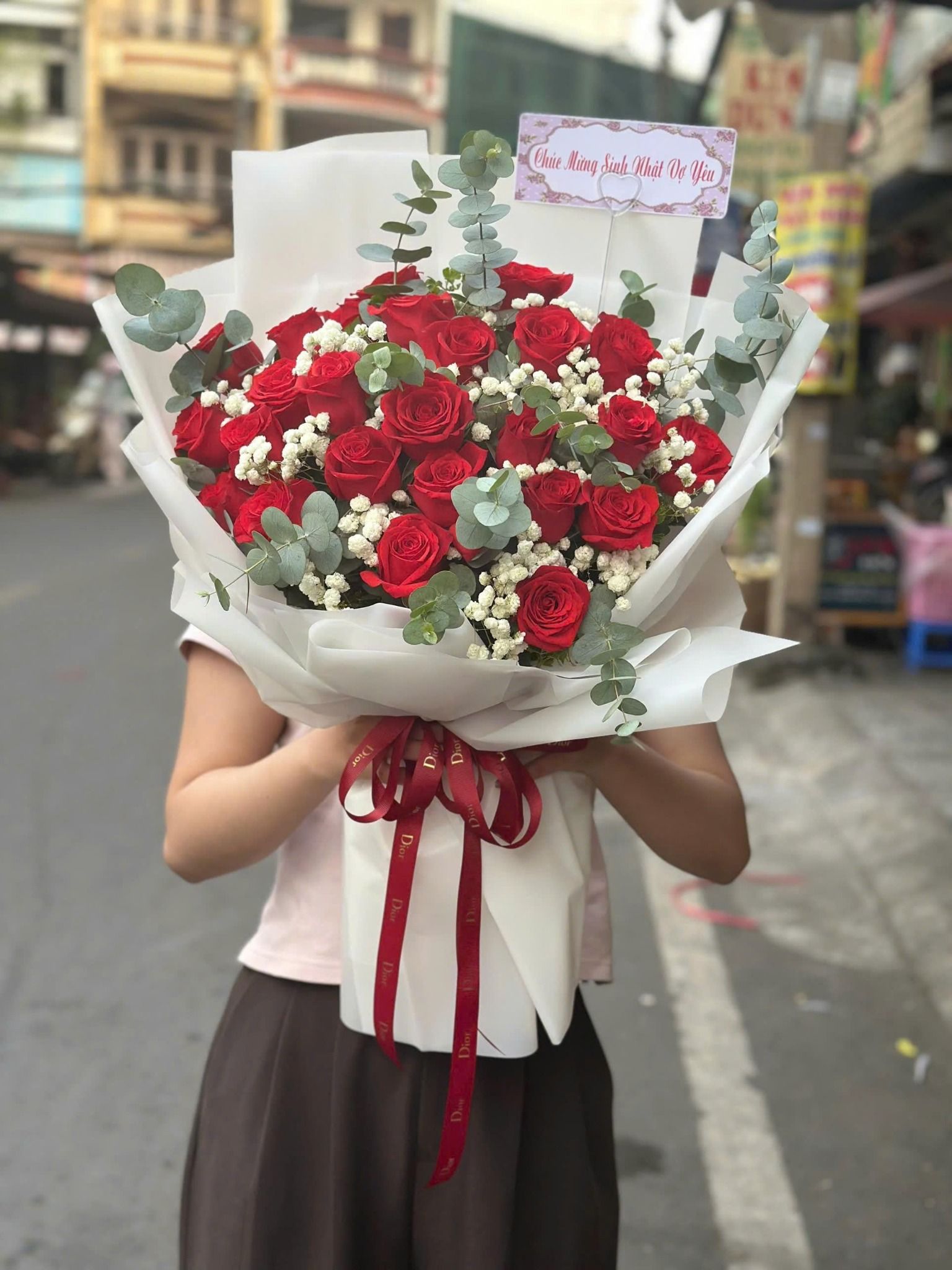  Bó Hoa Hồng Thắm Yêu Thương - HBD01 