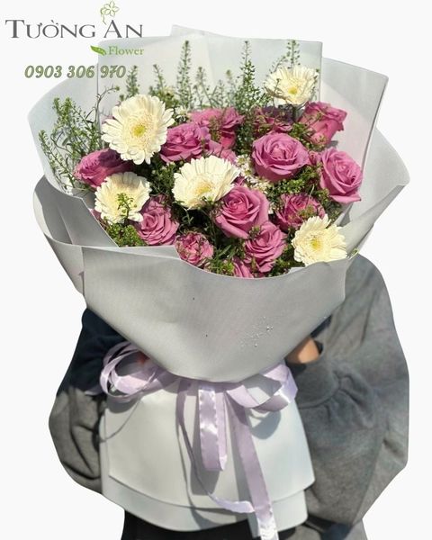 Bó Hoa Tím Nhạt Dịu Êm - HBD77