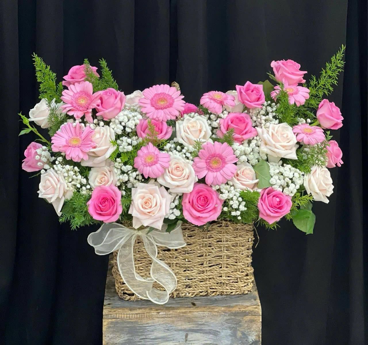  Giỏ Hoa Hồng Ngọt Yêu Thương - GH19 