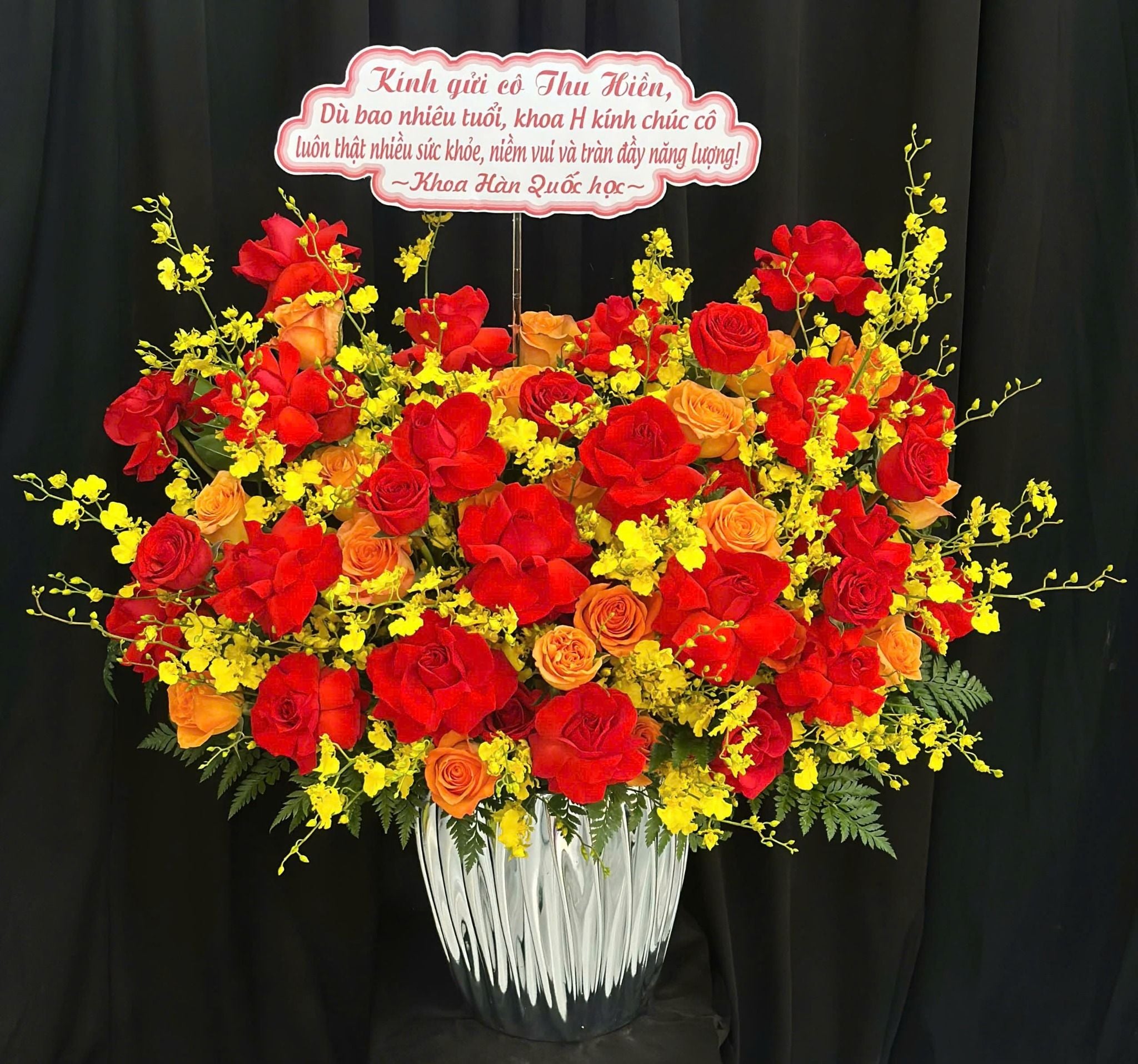  Hoa Cắm Hộp Rực Sắc Hưng Thịnh - HCH90 