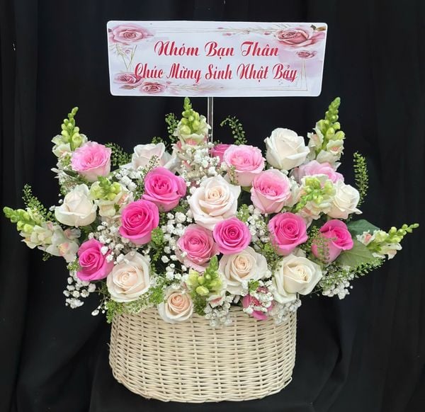 Giỏ Hoa Khúc Tình Mộng Mơ - GH28