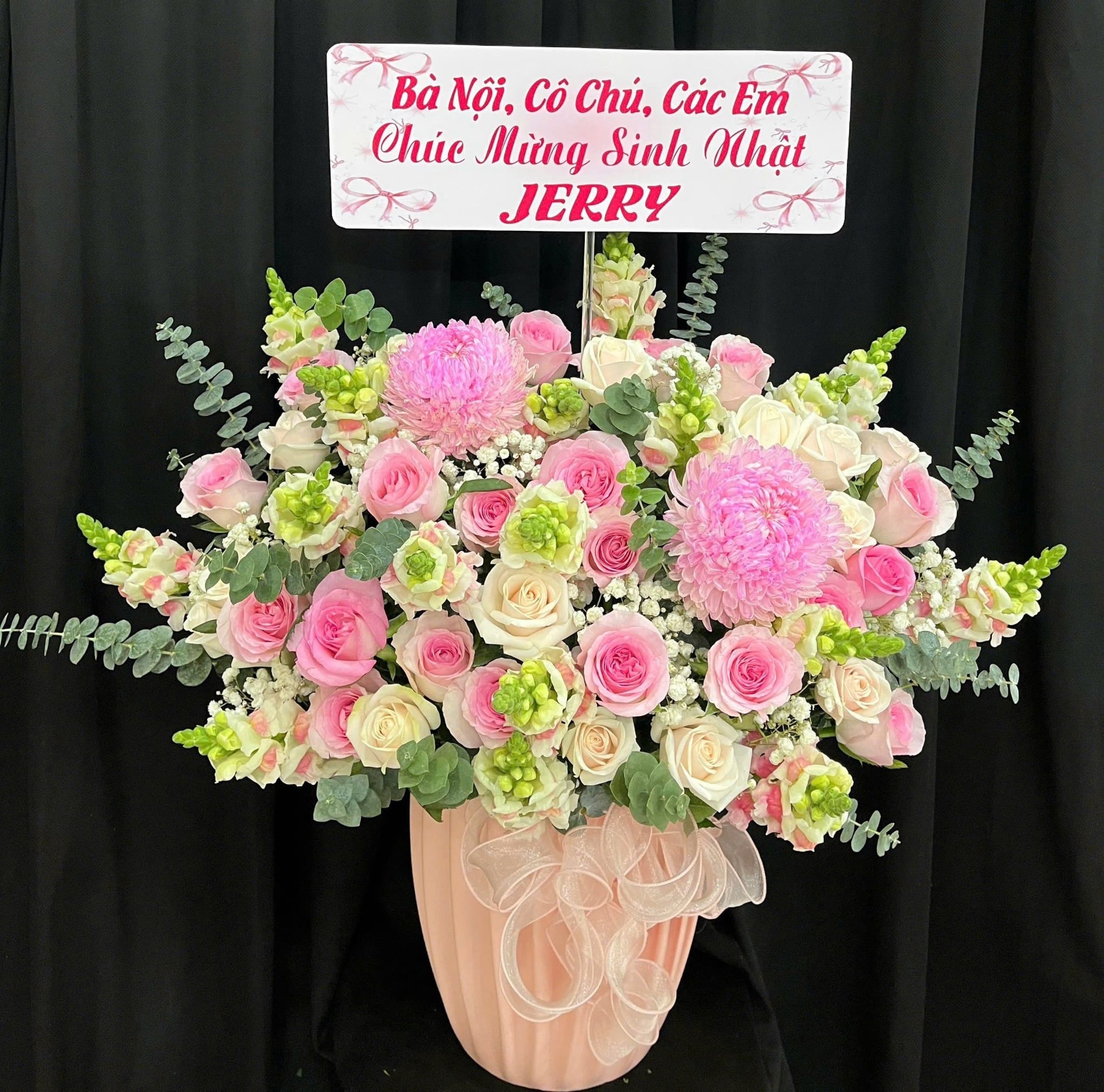 Hoa Cắm Hộp Mùa Hoa Yêu Thương - HCH158 