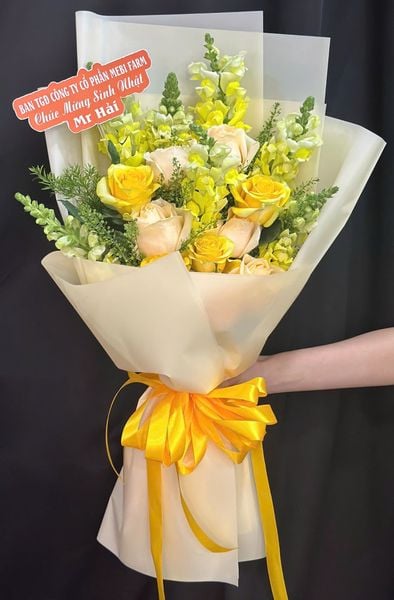 Bó Hoa Hoàng Kim An Lành - HBD75