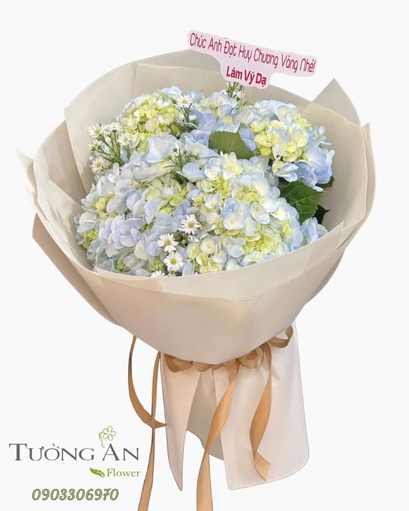  Bó Hoa Rực Đỏ Hạnh Phúc - HBT07 