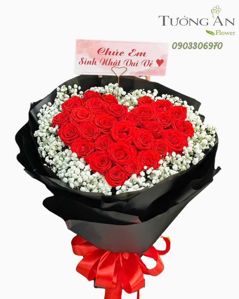  Bó Hoa Trái Tim Đỏ Yêu Thương - HBT05 