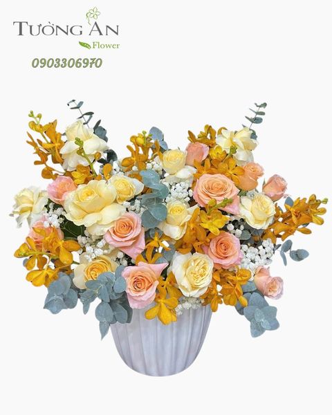 Hoa Cắm Hộp Ánh Hoa Dịu Dàng - HCH67