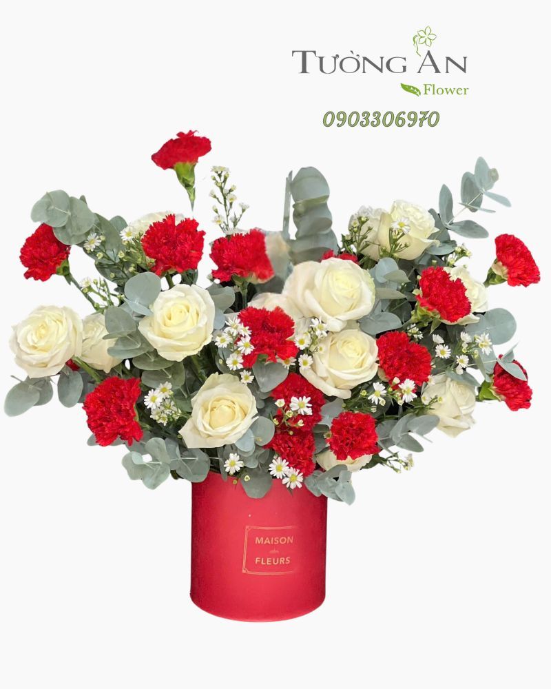  Hoa Cắm Hộp Sắc Đỏ Ân Tình- HCH55 