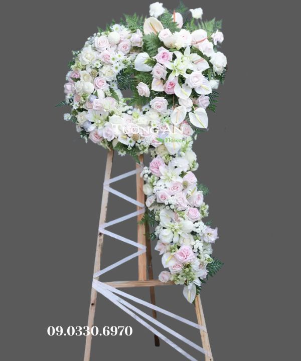  Vòng Hoa Đám Tang - B330 