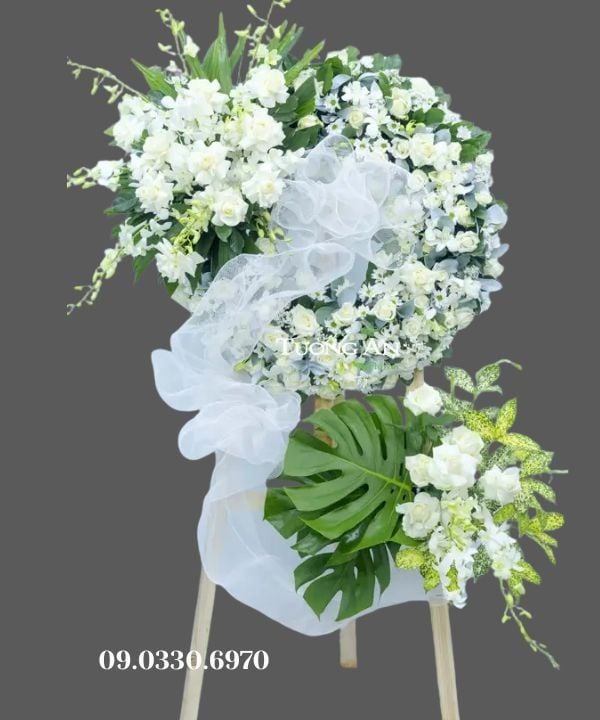  Vòng Hoa Viếng Tông Trắng - B299 