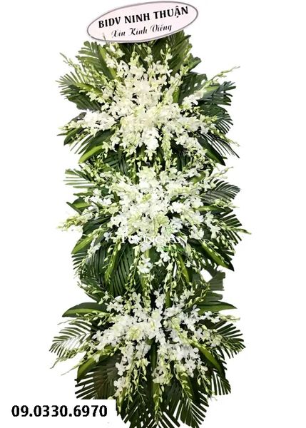 Vòng Hoa Chia Buồn Cao Cấp