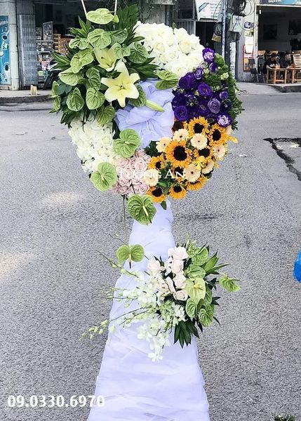 Vòng Hoa Chia Buồn