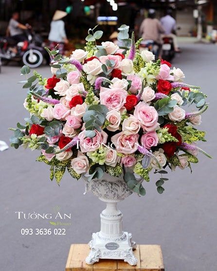 Bình Hoa Hạnh Phúc