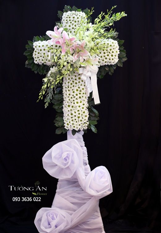  Vòng Hoa Viếng Thánh Giá - S764 