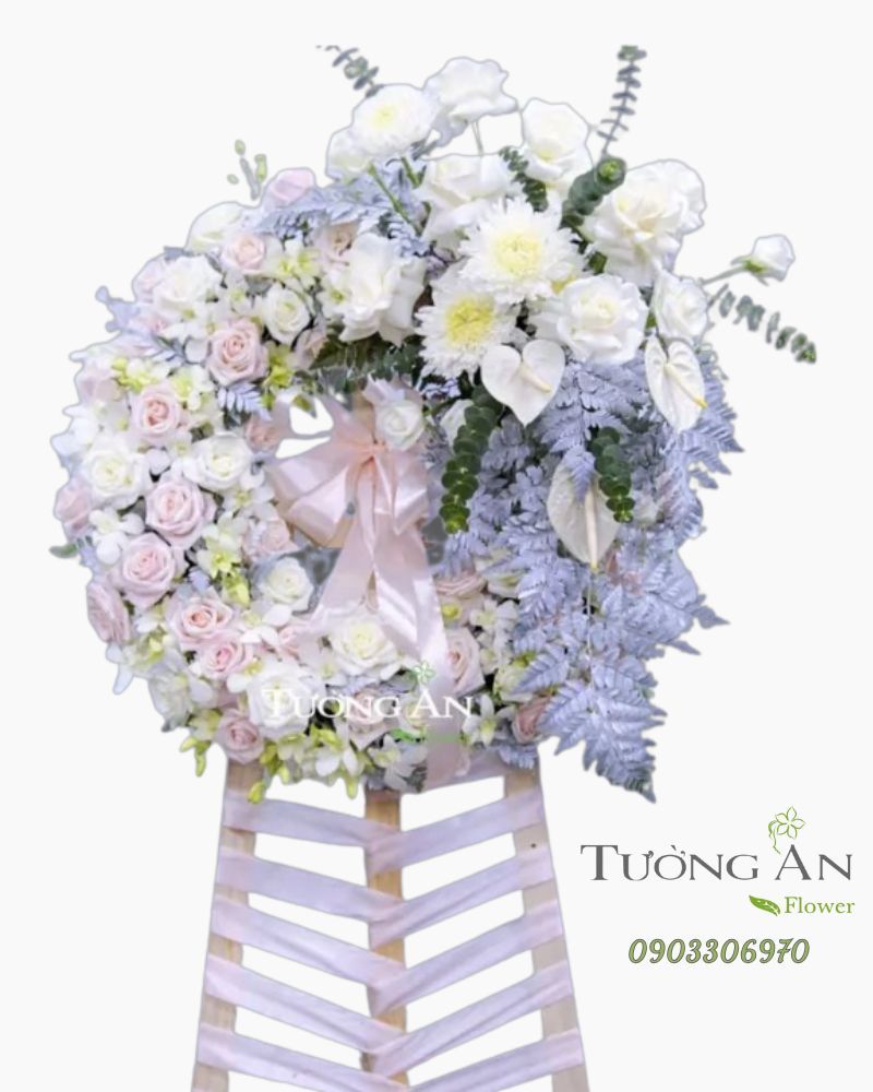  Vòng Hoa Phúng Viếng - B331 