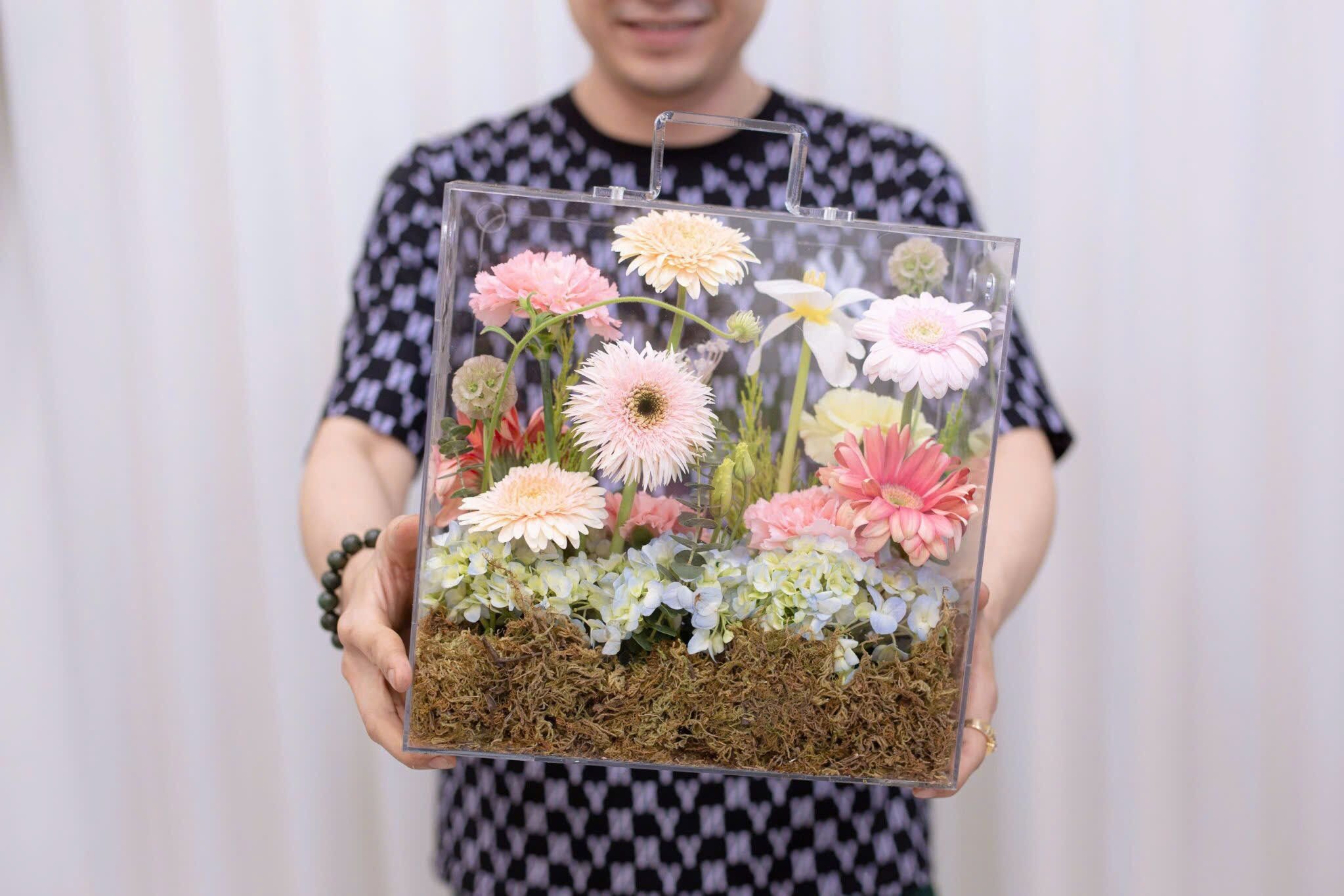  Hộp Hoa Vali Giai Điệu Màu Hoa - HH6 