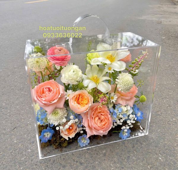  Hộp Hoa Vali Hương Sắc Đầu Hạ - HH10 