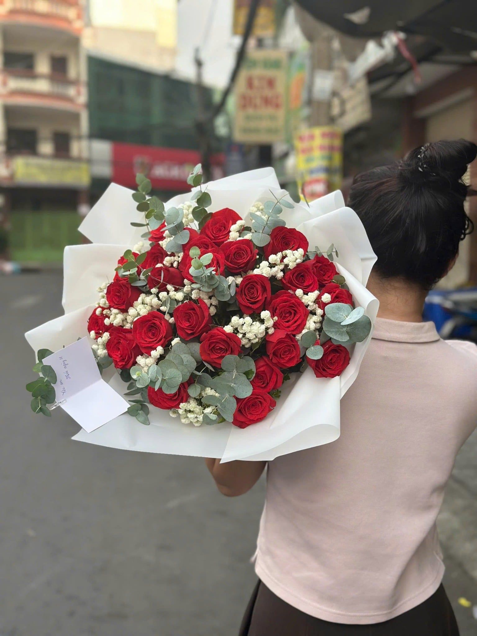  Bó Hoa Hồng Thắm Yêu Thương - HBD01 