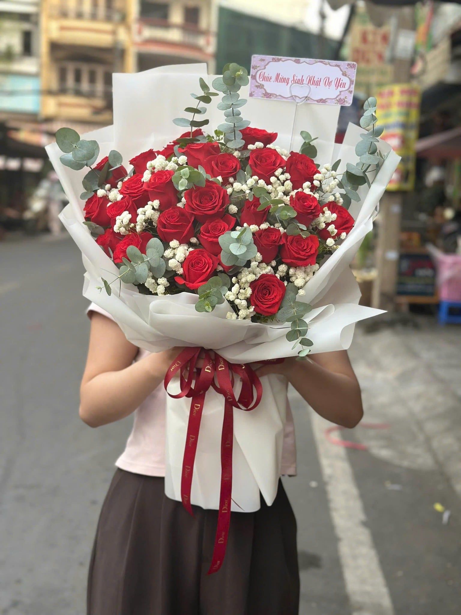  Bó Hoa Hồng Thắm Yêu Thương - HBD01 