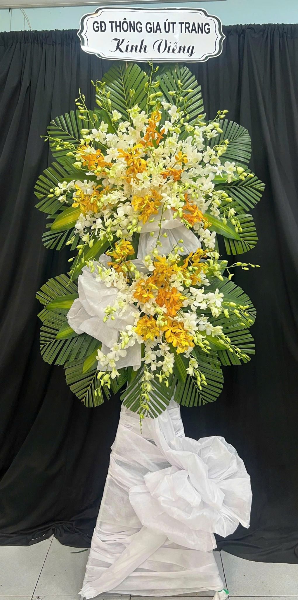  Vòng Hoa Chia Buồn Hoài Niệm An Yên - HTL16 