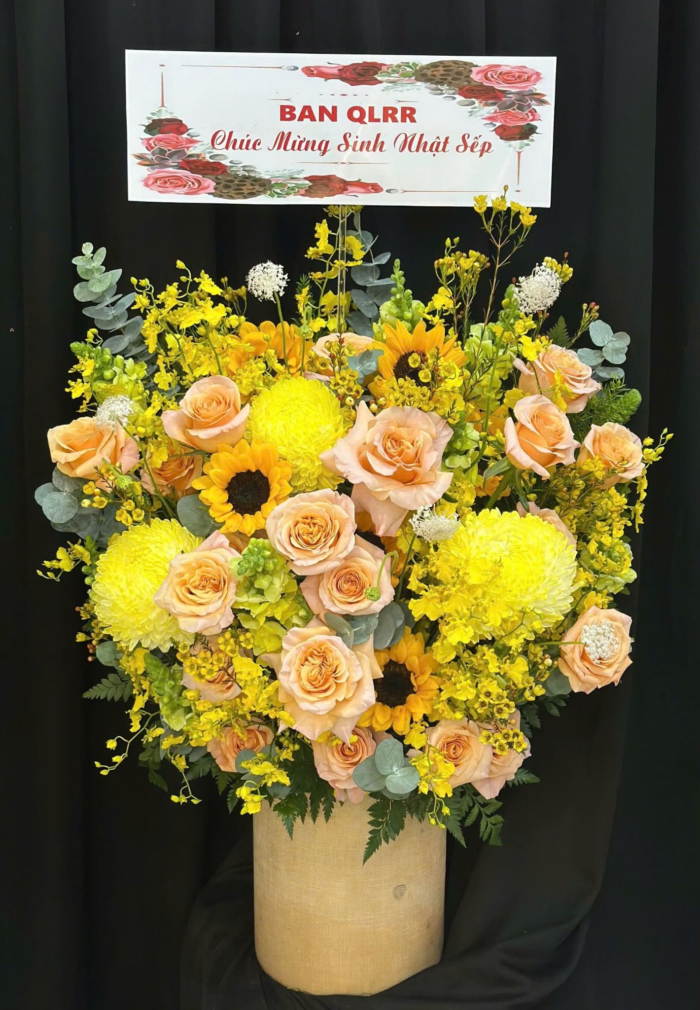  Hoa Cắm Hộp Nắng Vàng Rộn Rã - HCH16 