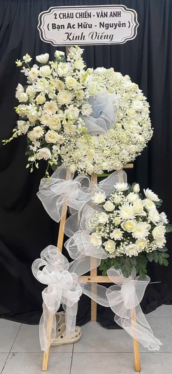  Vòng Hoa Chia Buồn Tiễn Biệt Trong Tịnh An - HTL27 