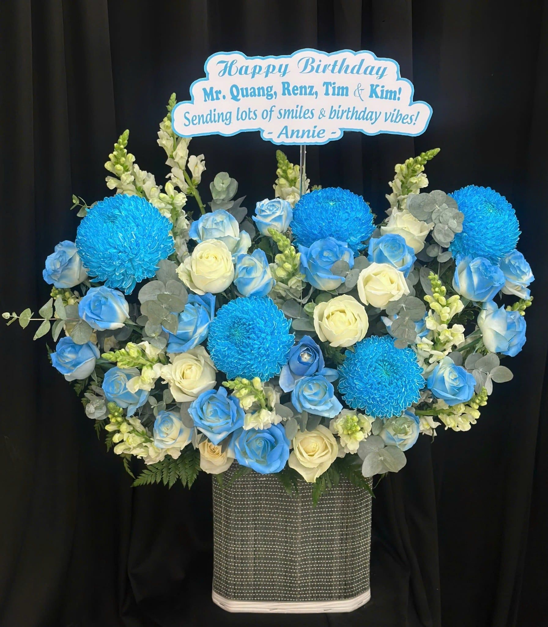  Hoa Cắm Hộp Lam Ngọc Hân Hoan - HCH32 