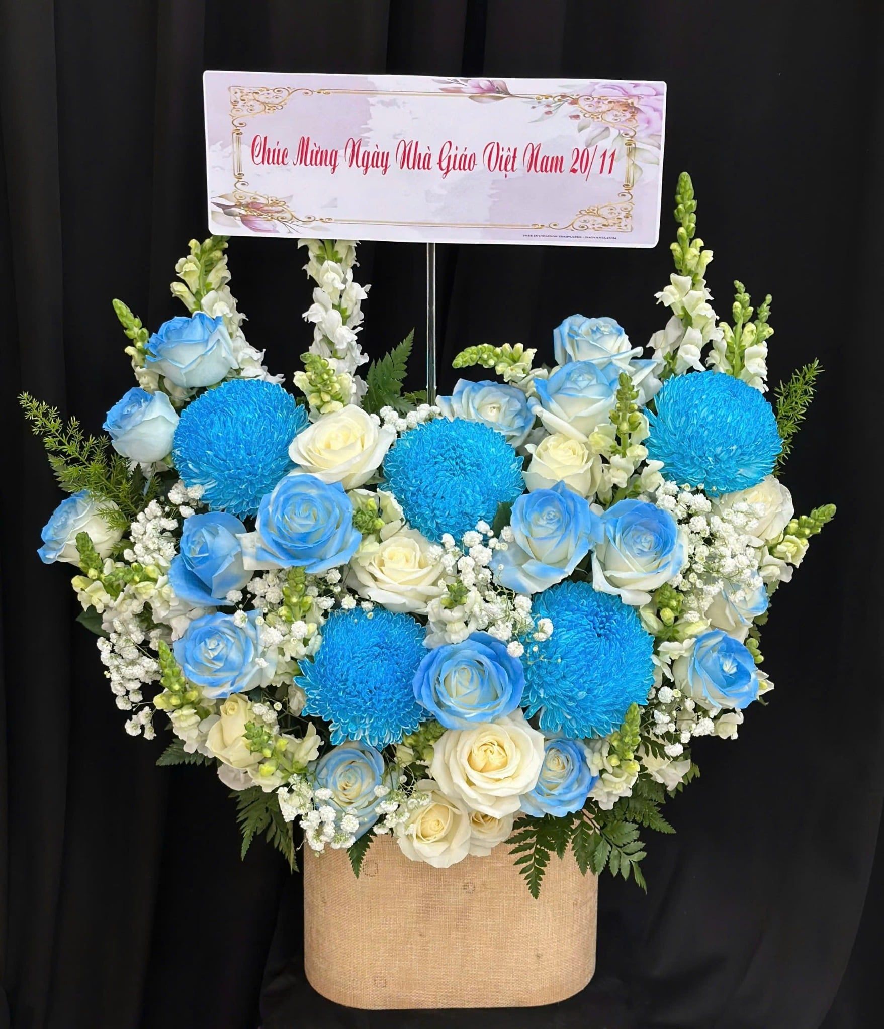  Hoa Cắm Hộp Thanh Lam May Mắn - HCH45 