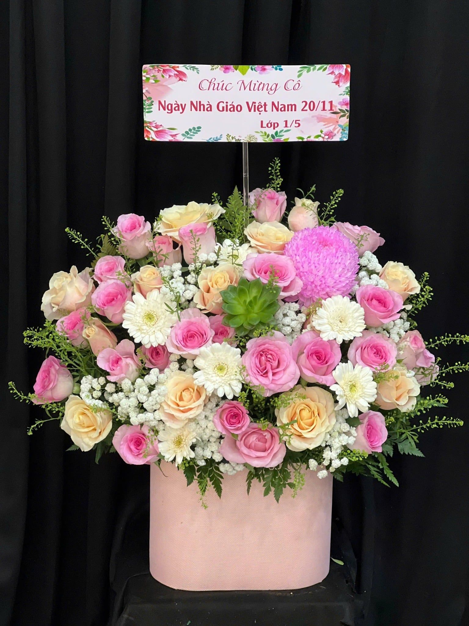  Hoa Cắm Hộp Mùa Hoa Thương Mến - HCH42 