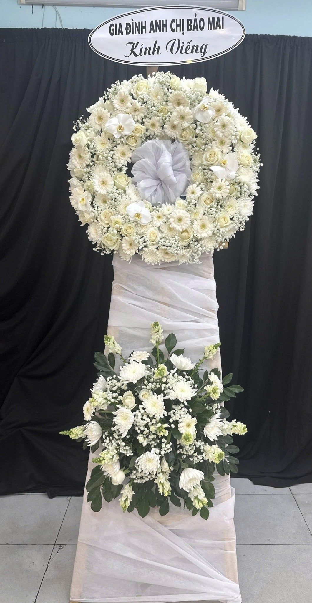  Vòng Hoa Chia Buồn Tiễn Biệt Trong Bình An - HTL36 