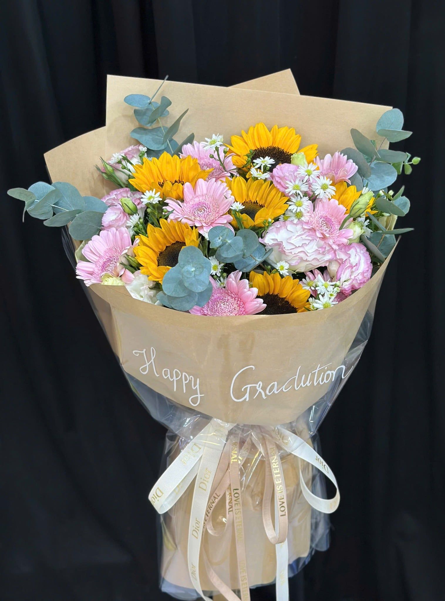  Bó Hoa Vươn Nắng Thành Công - HBD20 