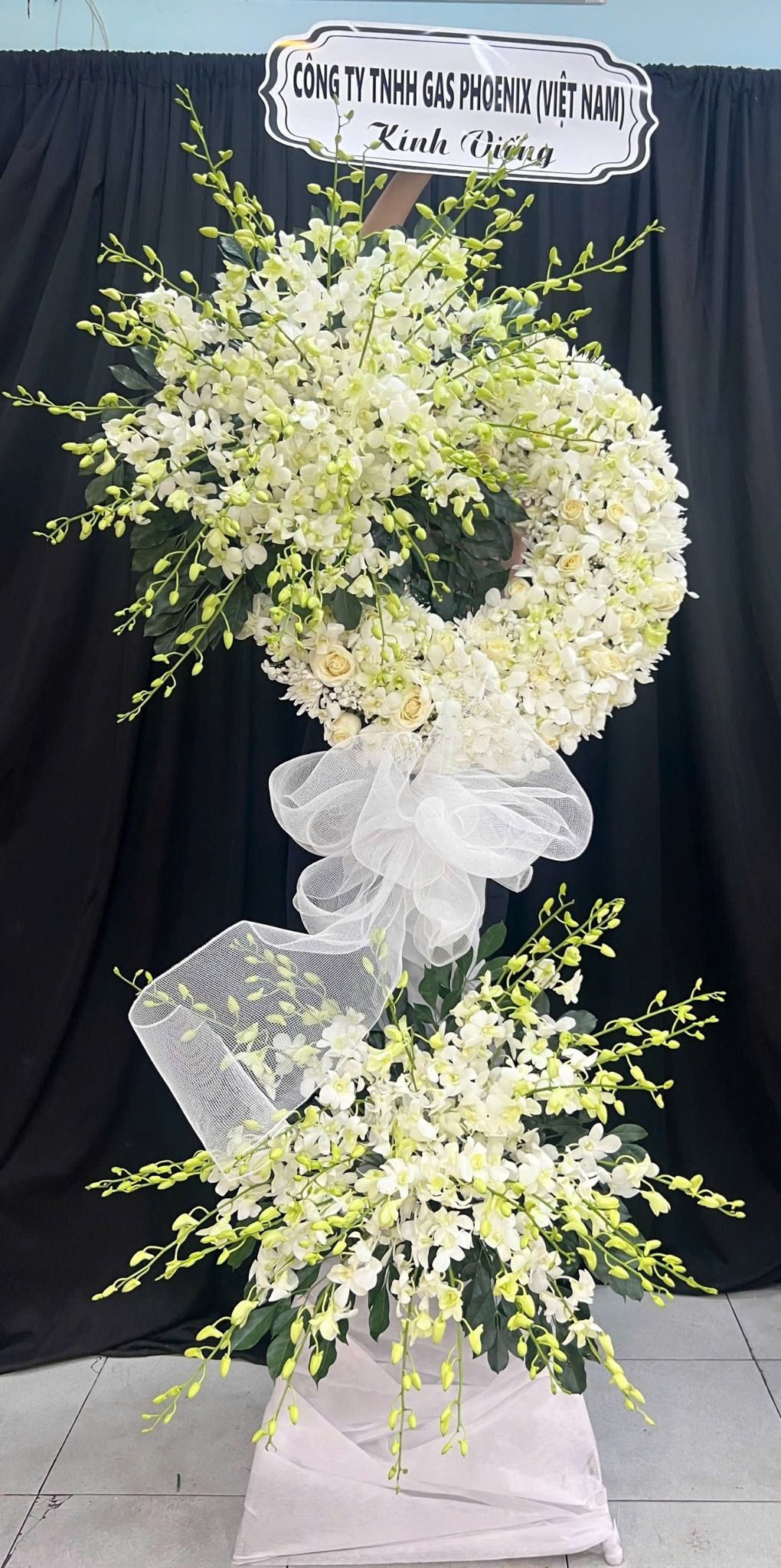  Vòng Hoa Chia Buồn Tưởng Niệm Vĩnh Hằng - HTL39 