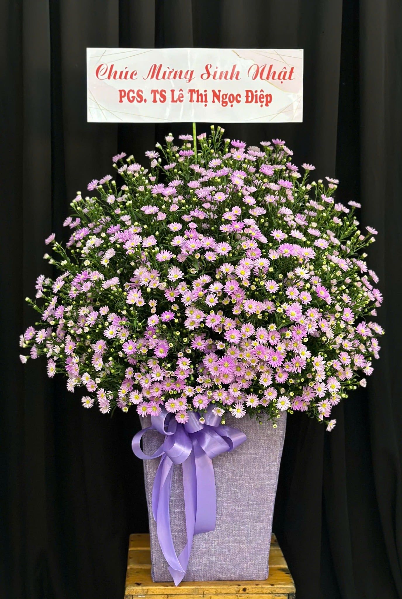  Hoa Cắm Hộp Tím An Nhiên - HCH62 