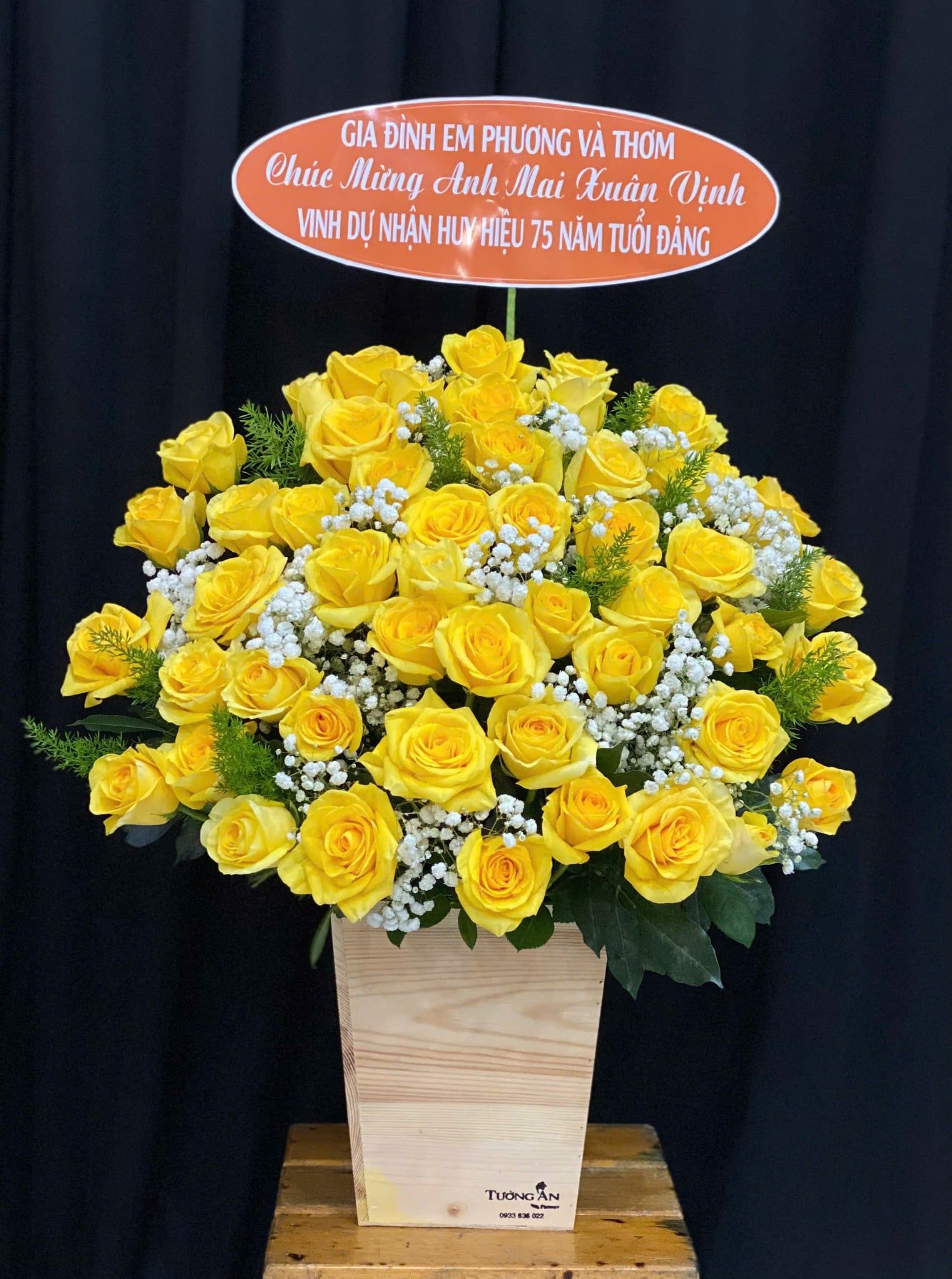  Hoa Cắm Hộp Ánh Vàng Phát Lộc - HCH64 