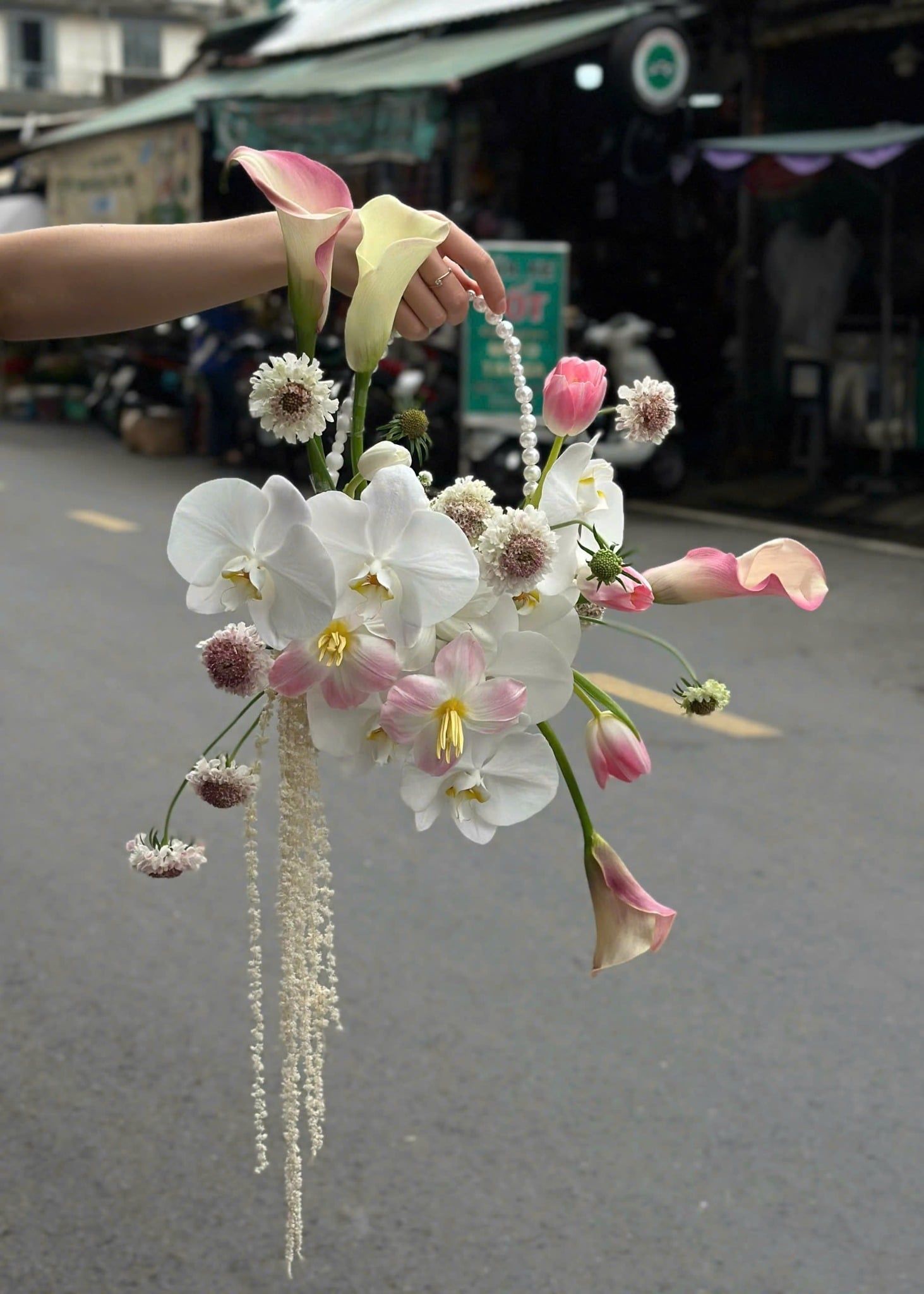  Bó Hoa Cưới Tinh Khôi Ngày Hạnh Phúc - BHC02 