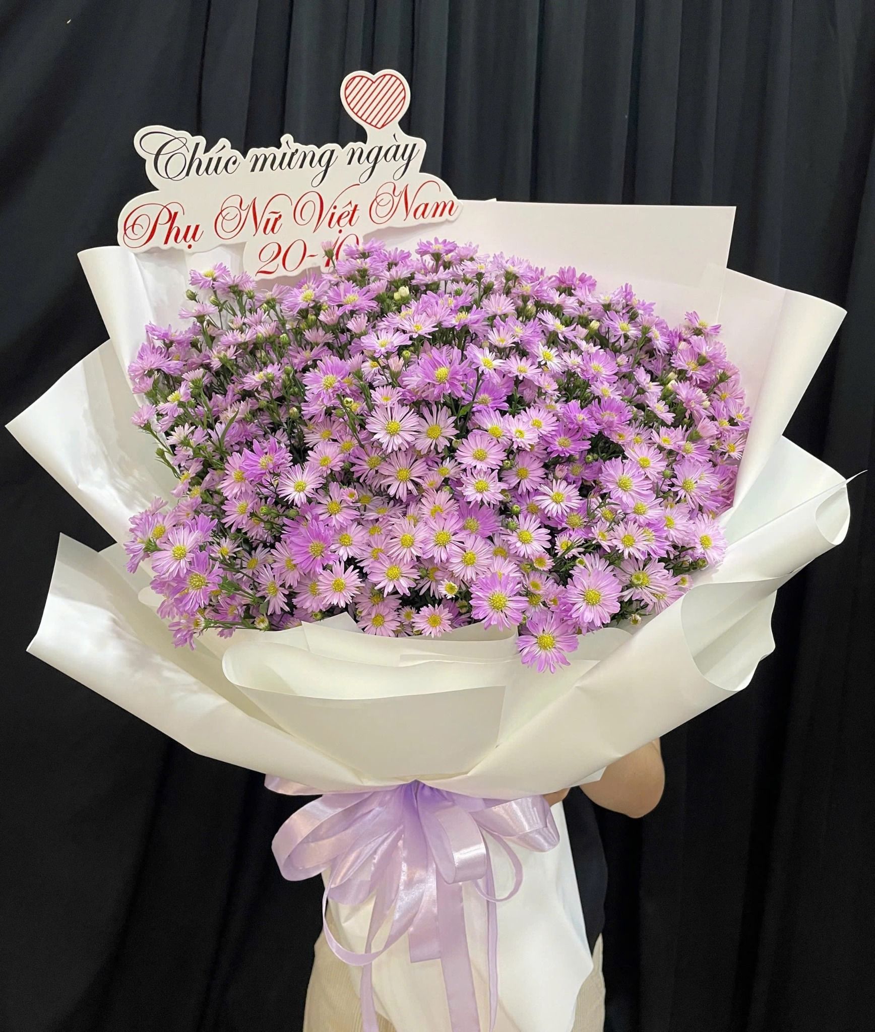  Bó Hoa Tím Thương Dịu Dàng - HBD28 