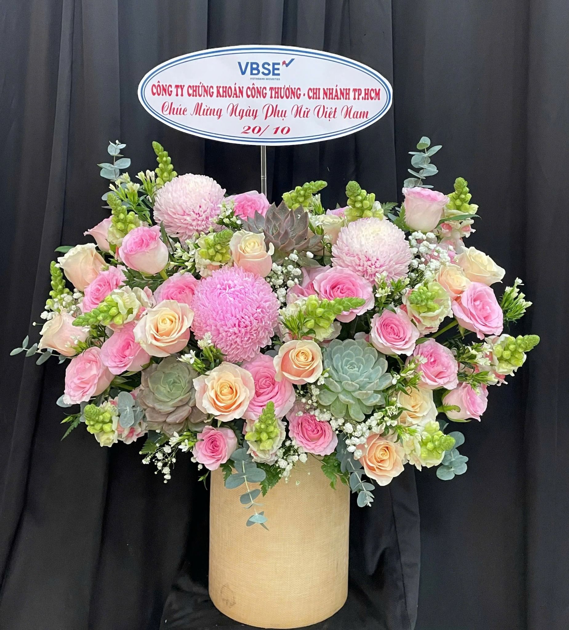  Hoa Cắm Hộp Sắc Hoa Thanh Bình - HCH73 