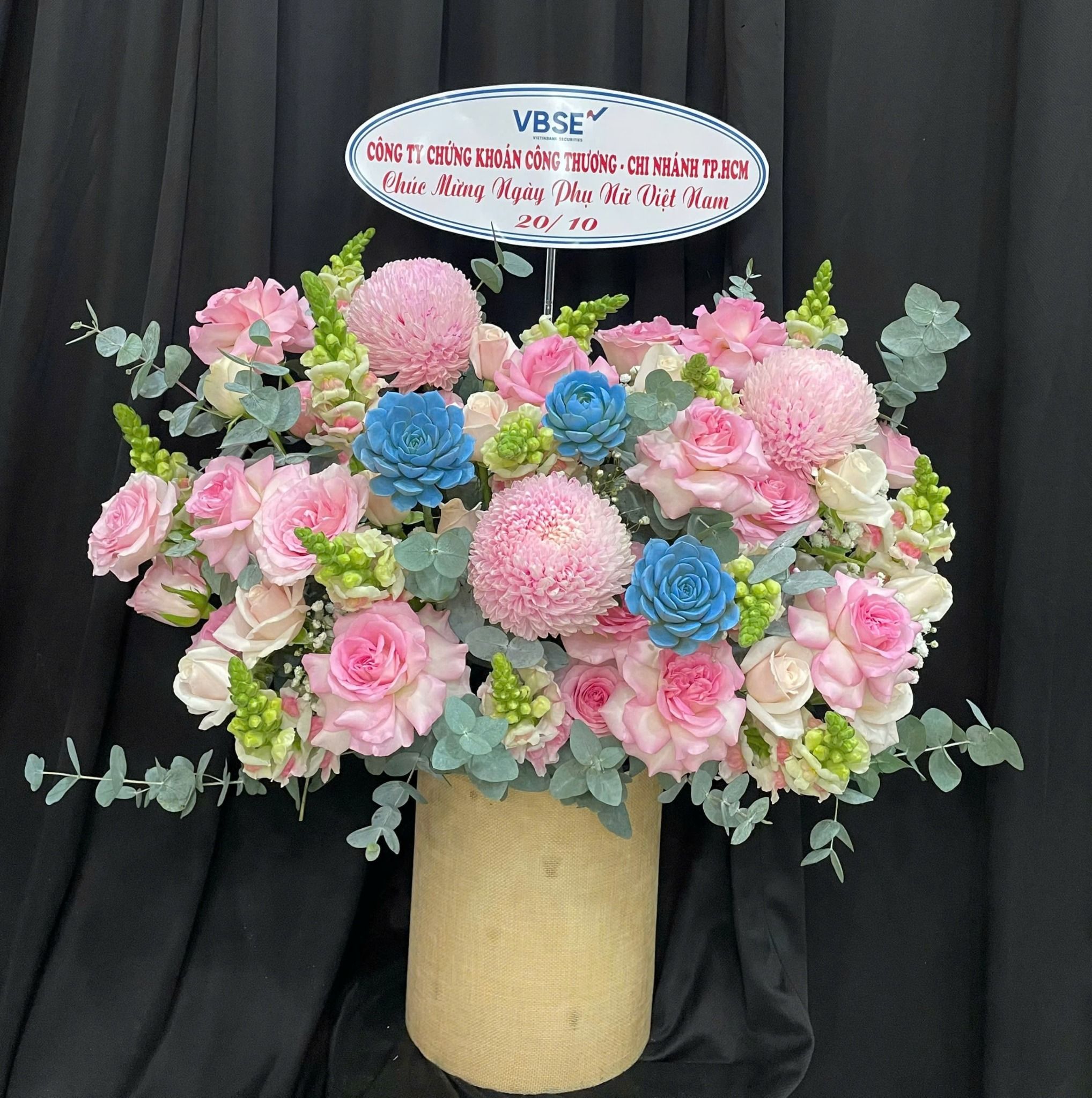  Hoa Cắm Hộp Hồng Mơ Thanh Khiết - HCH71 