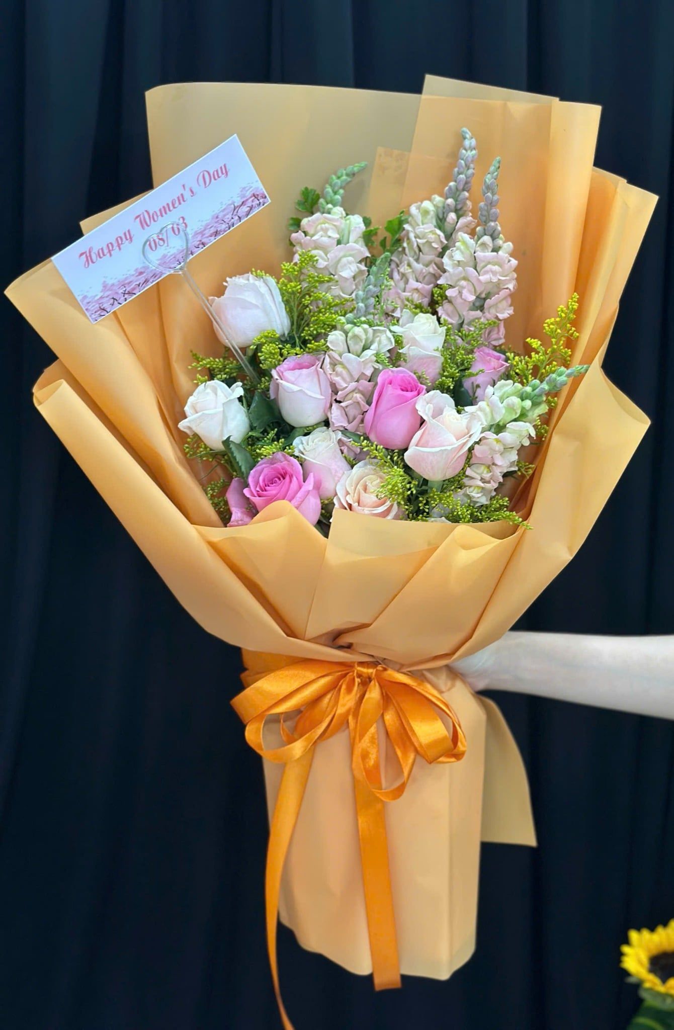  Bó Hoa Dịu Dàng Yêu Thương - HBD51 