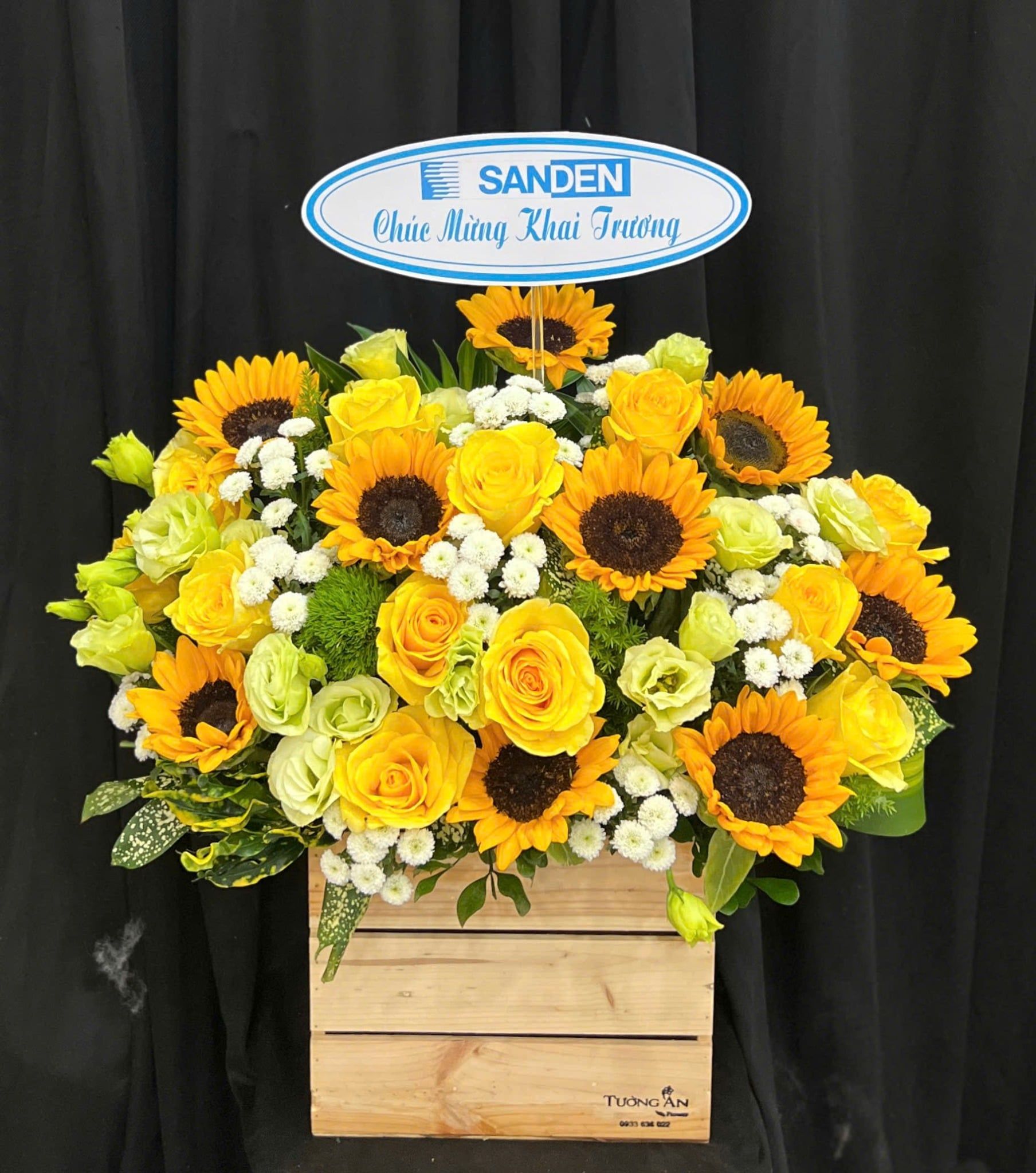  Hoa Cắm Hộp Ánh Dương Tươi Sáng - HCH98 