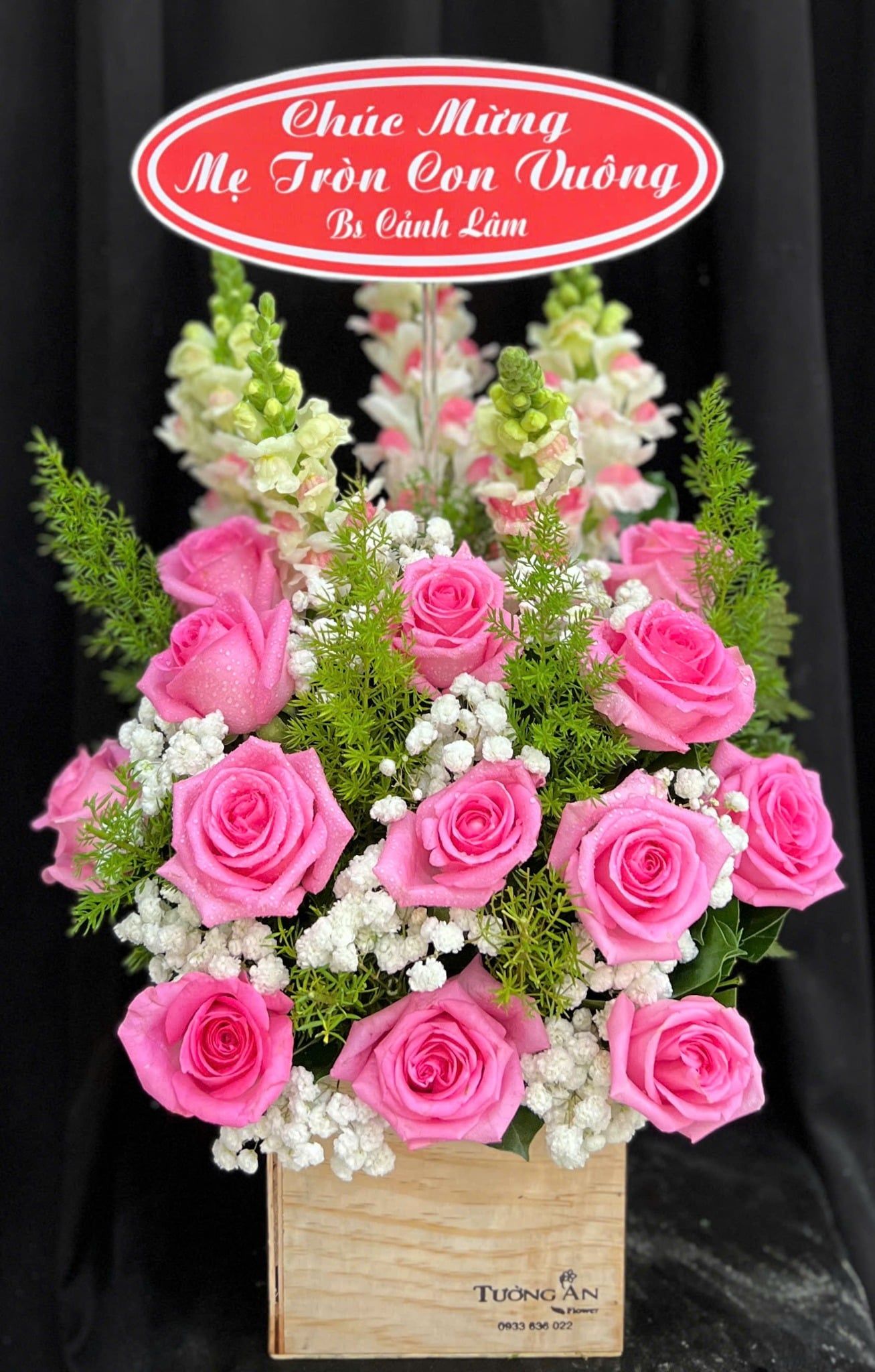  Hoa Cắm Hộp Hồng Ân Dịu Ngọt- HCH111 