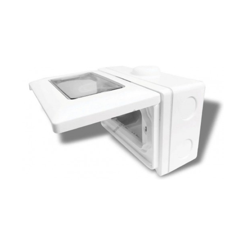 Hộp có nắp che mưa lắp nổi cho 3 thiết bị WEG8973Panasonic