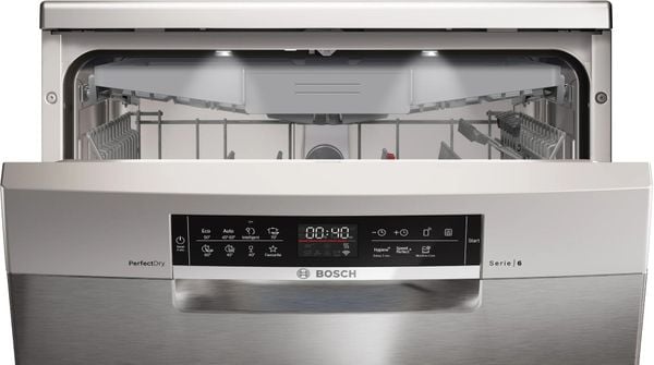 Máy rửa chén bát độc lập 14 bộ Bosch SMS6ZCI01P - Series 6 (60cm)