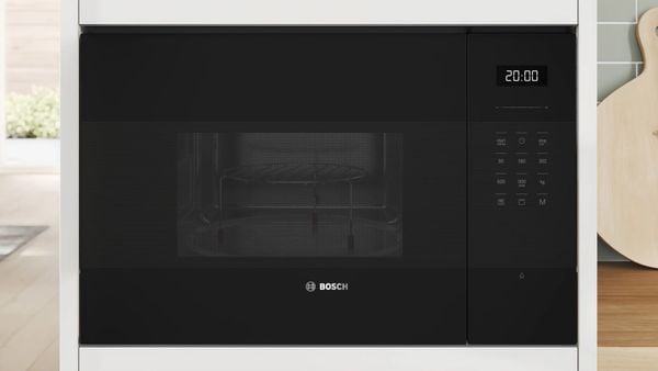 Lò vi sóng âm tủ kết hợp nướng Bosch BEL554MB2 - Series 6 - 25L