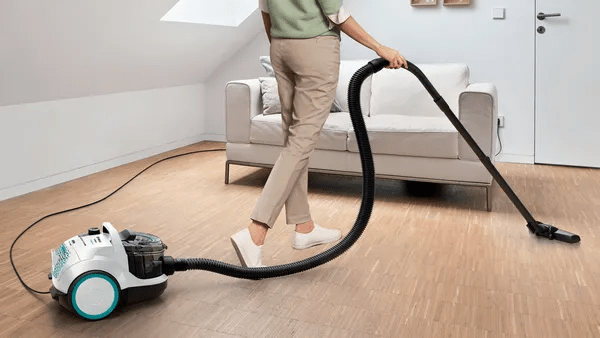 Máy hút bụi có dây Bosch BGS21WHYG - Series 4 - 2000W