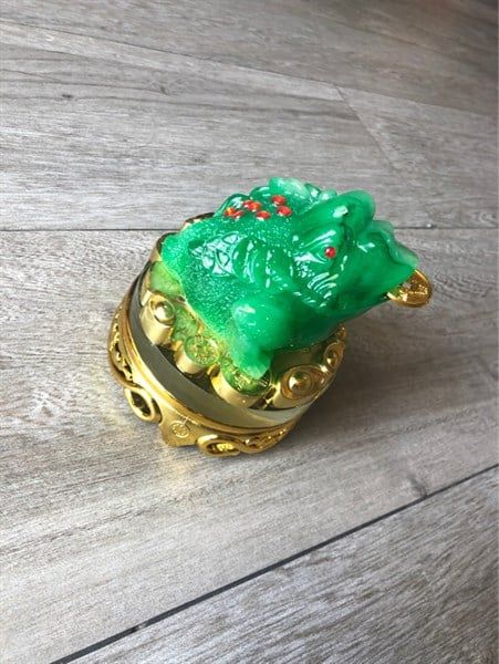  Thiềm Thừ Xoay 360 Đế Vàng 