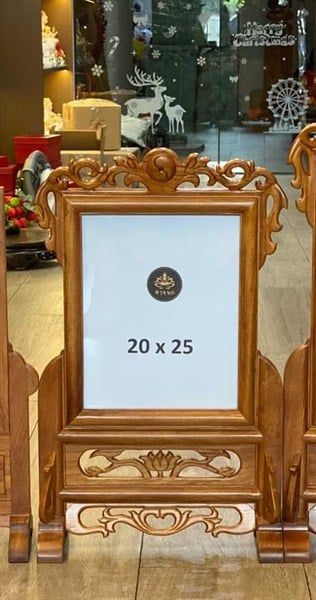  Khung hình gỗ chạm 20x25 