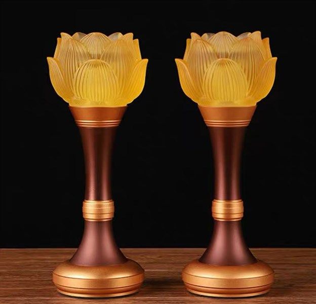  Đèn hoa sen vàng 18cm 